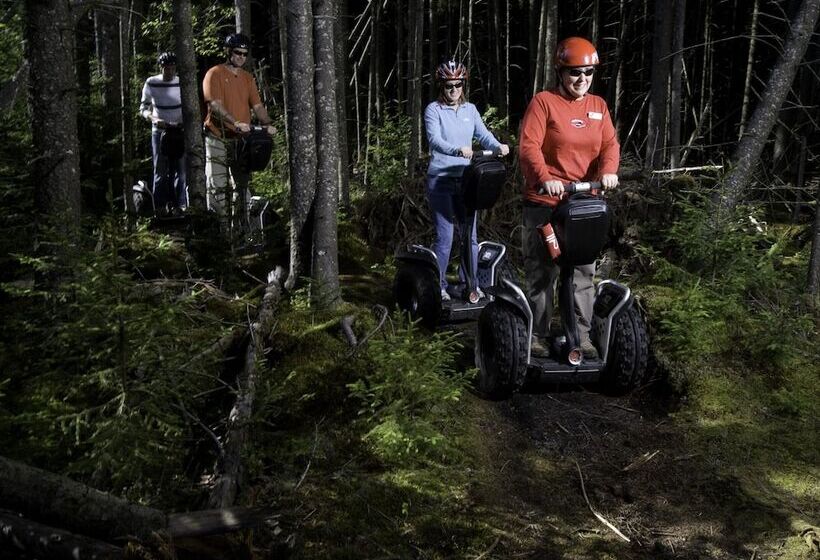 هتل The Inn At Snowshoe