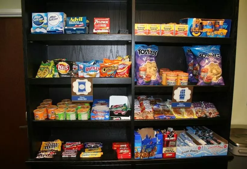 Отель Mainstay Suites Jacksonville Near Camp Lejeune