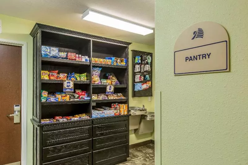 Отель Mainstay Suites Jacksonville Near Camp Lejeune