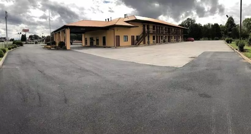 فندق Motor Inns Of America