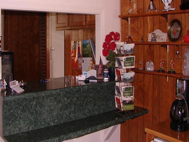 فندق Red Carpet Inn & Suites Morgantown