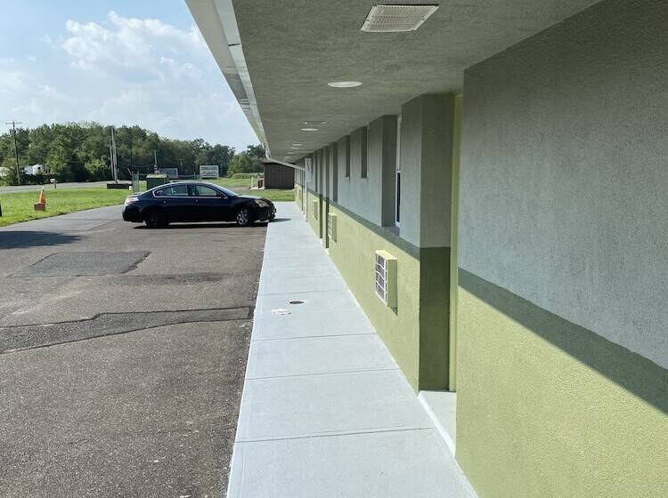 酒店 Red Carpet Inn & Suites Wrightstown