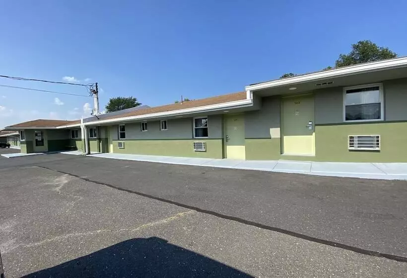 Hotel Red Carpet Inn & Suites Wrightstown