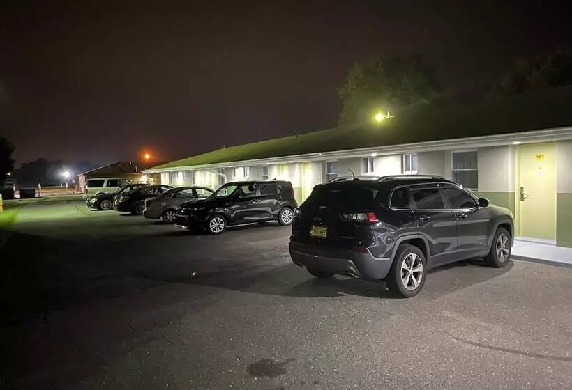 Hotel Red Carpet Inn & Suites Wrightstown