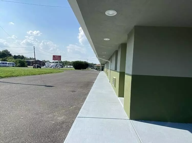 Hotel Red Carpet Inn & Suites Wrightstown