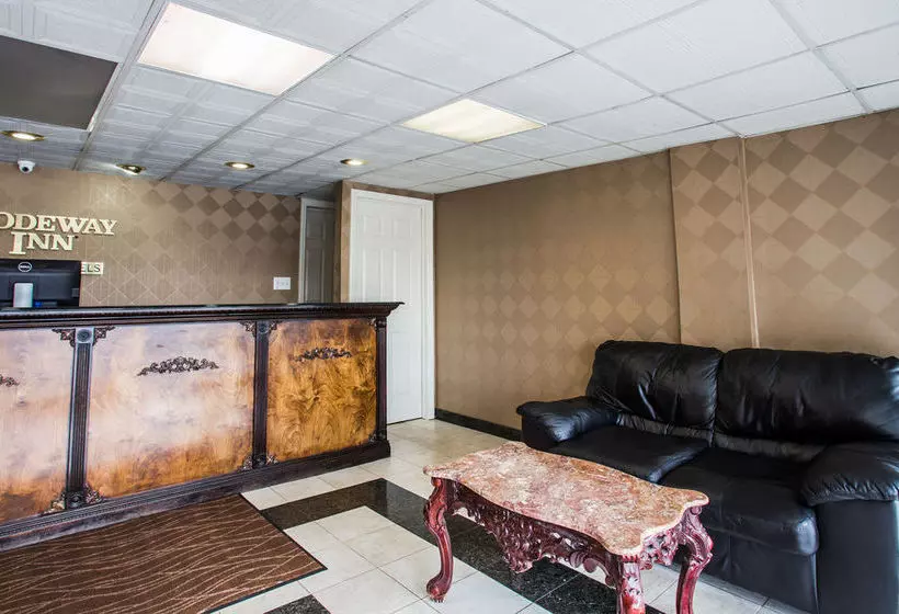 酒店 Rodeway Inn