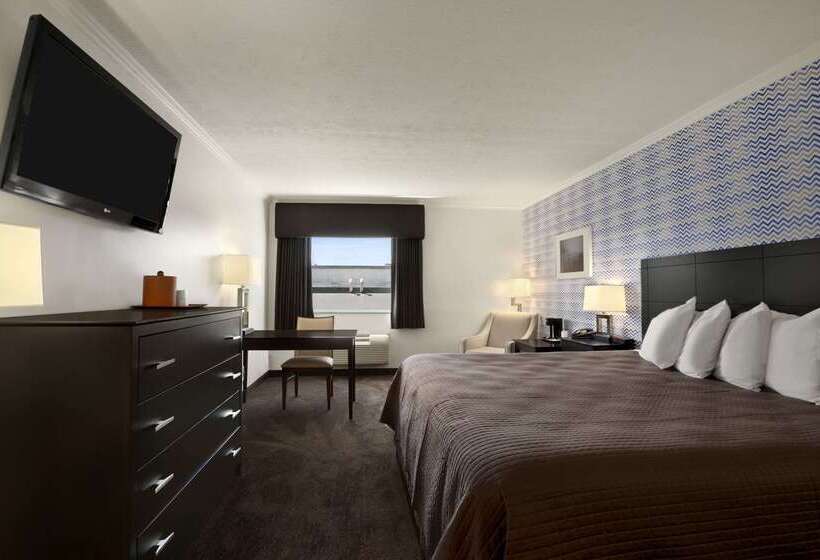 Отель Travelodge By Wyndham Hubbard Oh