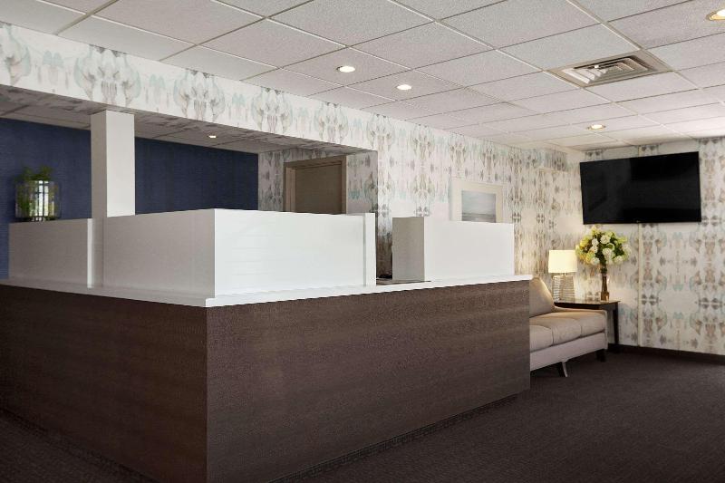 Отель Travelodge By Wyndham Hubbard Oh