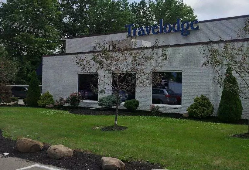 Отель Travelodge By Wyndham Hubbard Oh