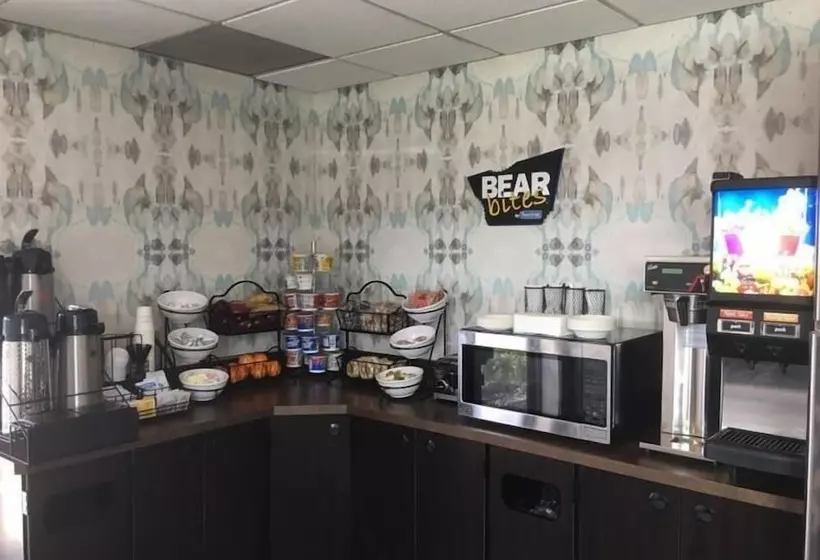 Отель Travelodge By Wyndham Hubbard Oh