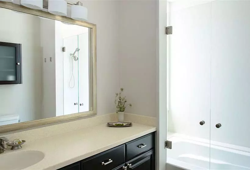 בית מלון כפרי Two Thirty Five