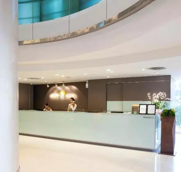 فندق Viva Garden Serviced Residence