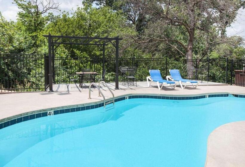 Microtel Inn By Wyndham Stillwater