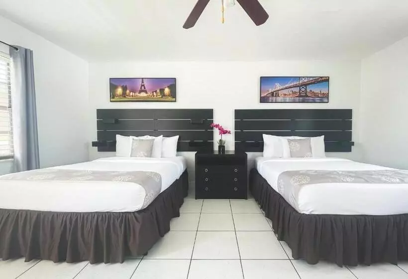 فندق على الطريق The Blue Wave