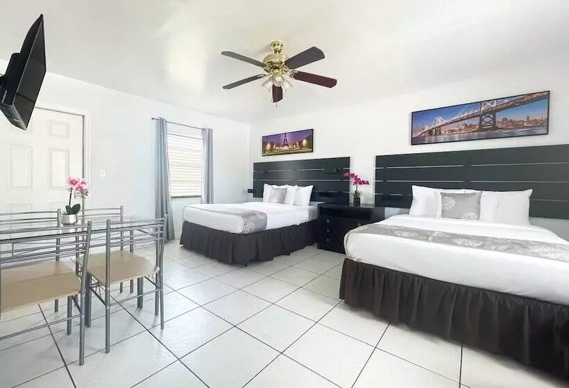 فندق على الطريق The Blue Wave