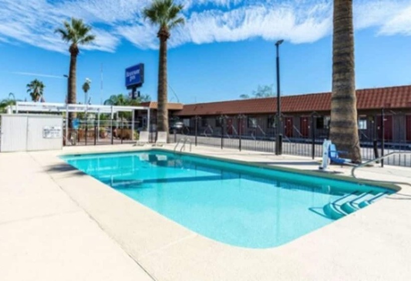 مُتل Rodeway Inn