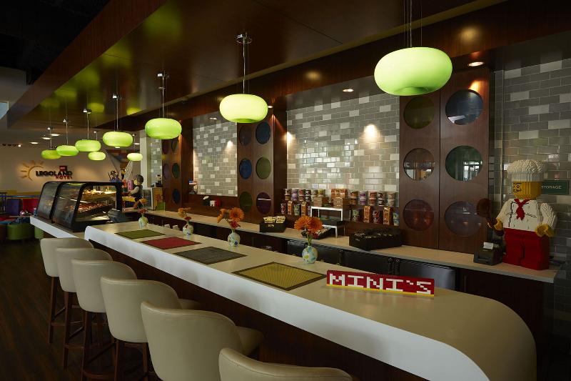 استراحتگاه Legoland California Hotel and Castle