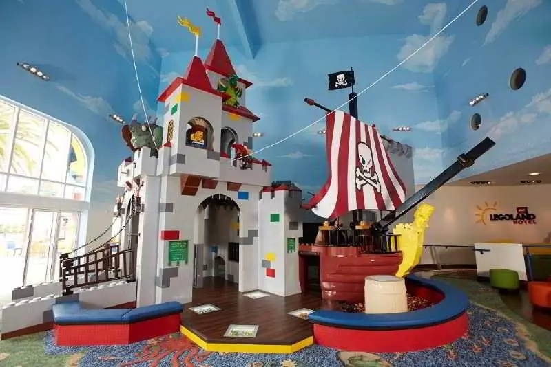 אתר נופש Legoland California Hotel and Castle
