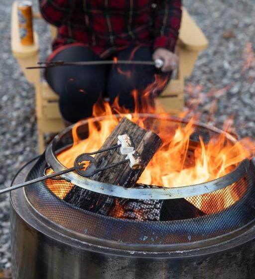 Seascape Motel & Cottages