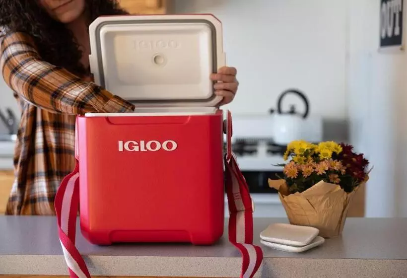 Seascape Motel & Cottages