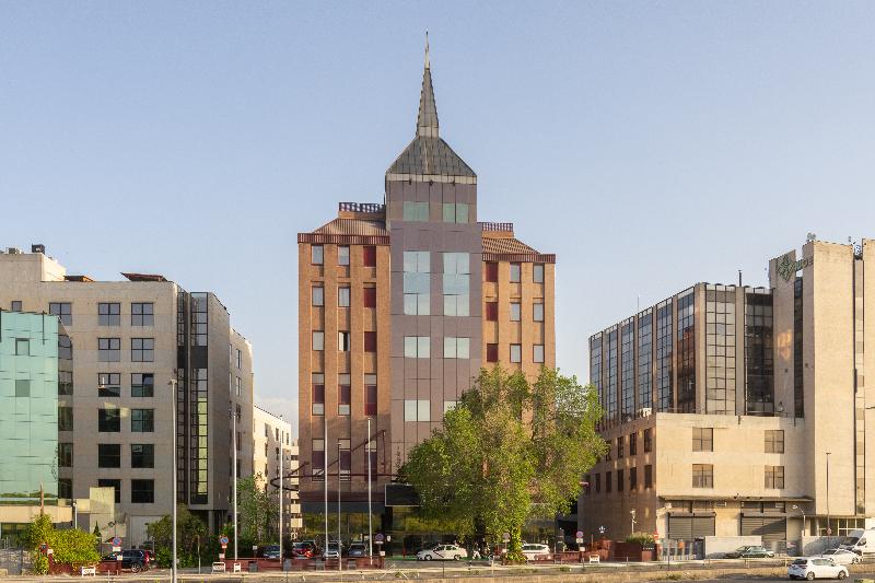 هتل Exe Convention Plaza Madrid