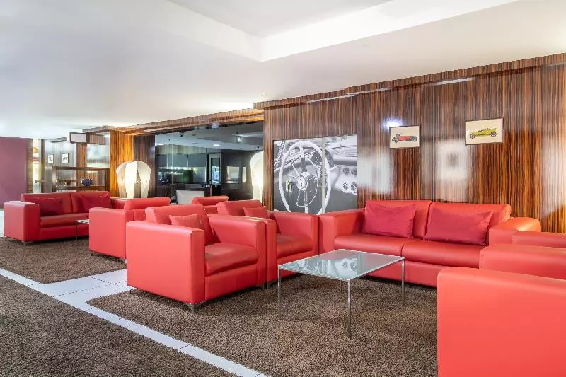 هتل Exe Convention Plaza Madrid