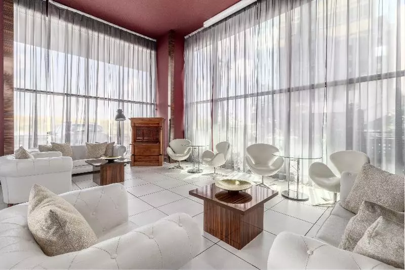 هتل Exe Convention Plaza Madrid