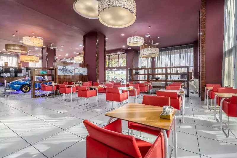 هتل Exe Convention Plaza Madrid