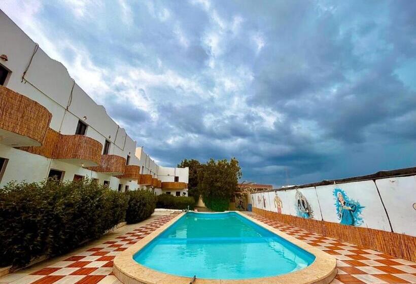 هتل Dahab Inn