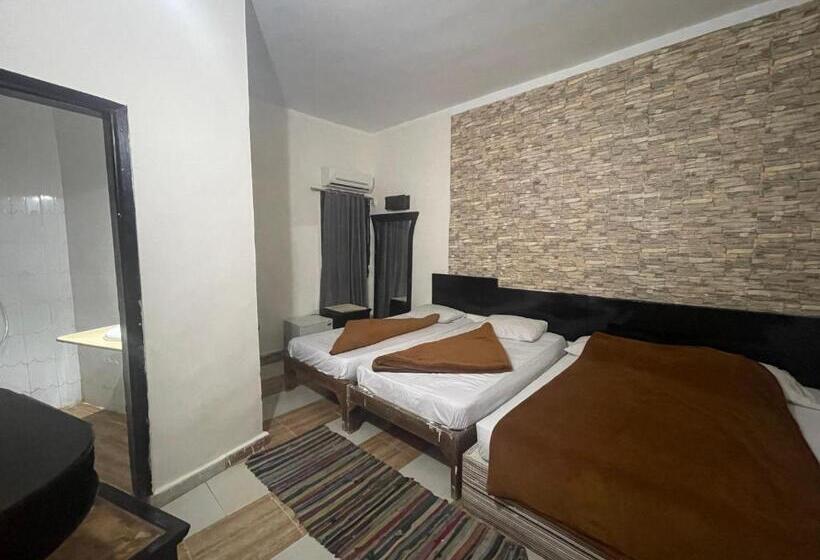 هتل Dahab Inn