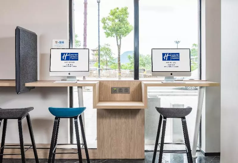 Hotelli Holiday Inn Express Dongyang Hengdian By Ihg