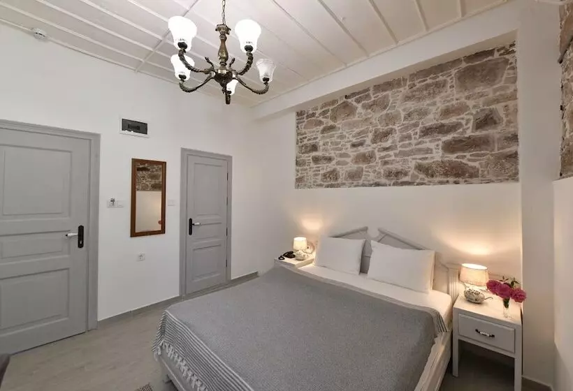 ホテル Cunda ömer Ağa Konağı