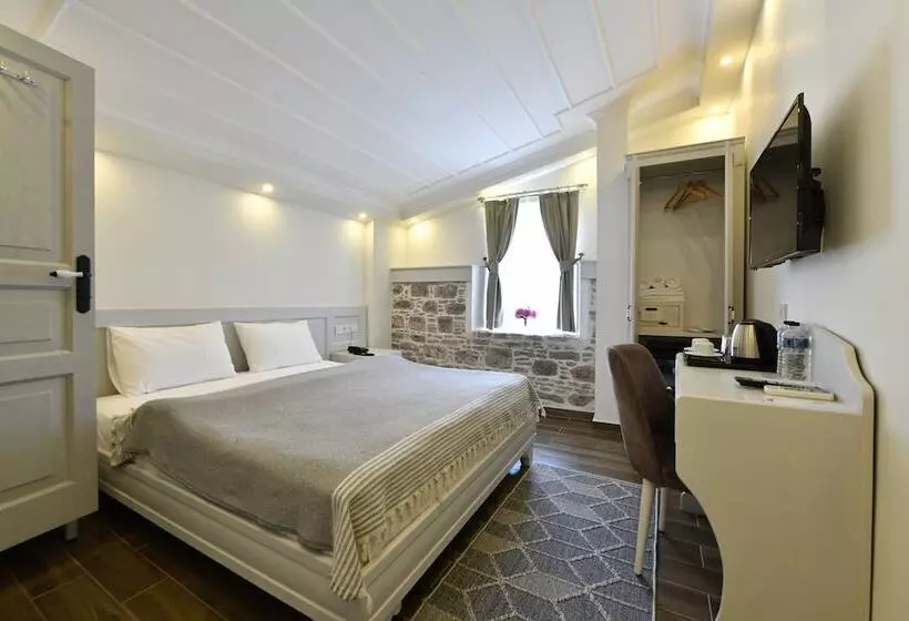 ホテル Cunda ömer Ağa Konağı
