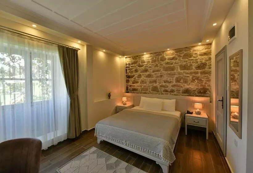ホテル Cunda ömer Ağa Konağı