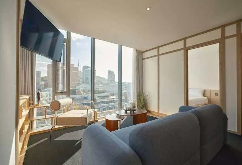 هتل Uh Suite The Seoul