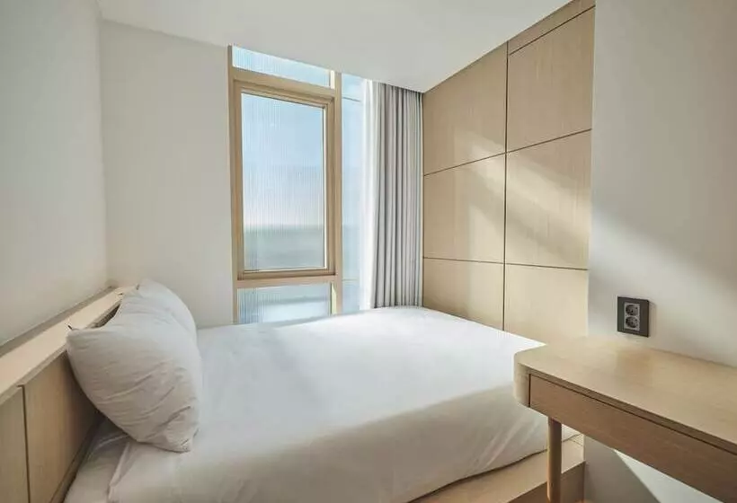هتل Uh Suite The Seoul