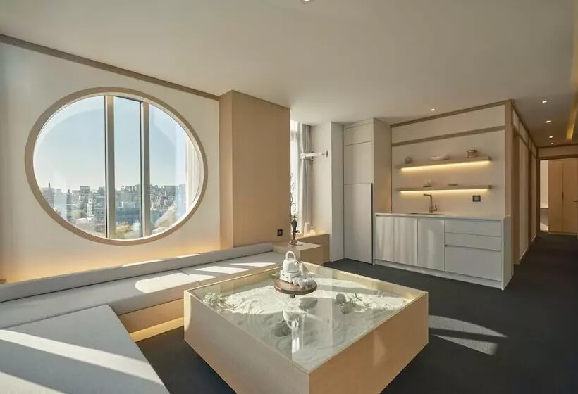 هتل Uh Suite The Seoul