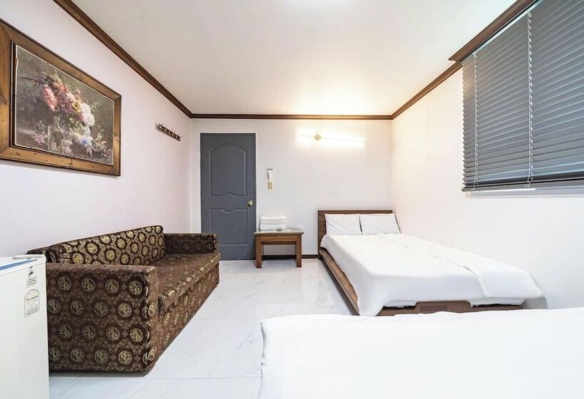 Motel Cheorwon Pareseu