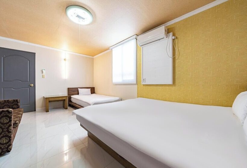 Motel Cheorwon Pareseu