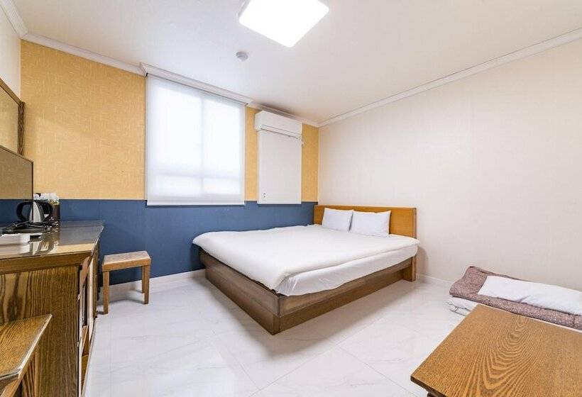 Motel Cheorwon Pareseu