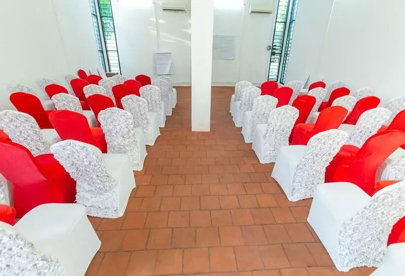 هتل African Dada Resort And Spa