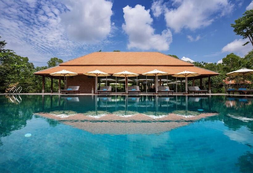 酒店 Farmhouse Resort & Spa