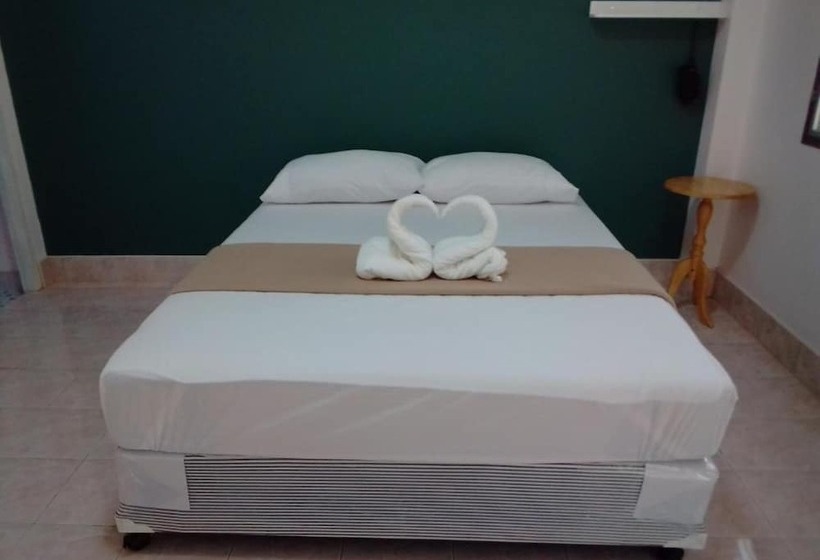 ホテル Tawee Garden And Resort