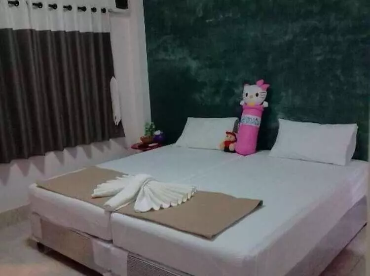 ホテル Tawee Garden And Resort