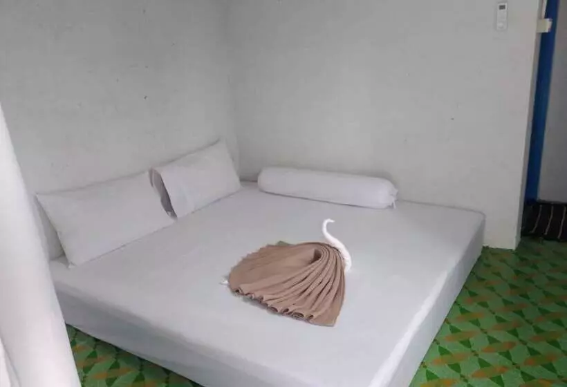 ホテル Tawee Garden And Resort