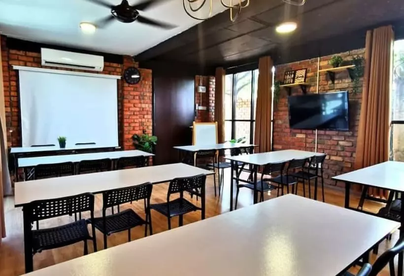 Majatalo Petak Padin Cottage By The Pool, Kepala Batas Penang