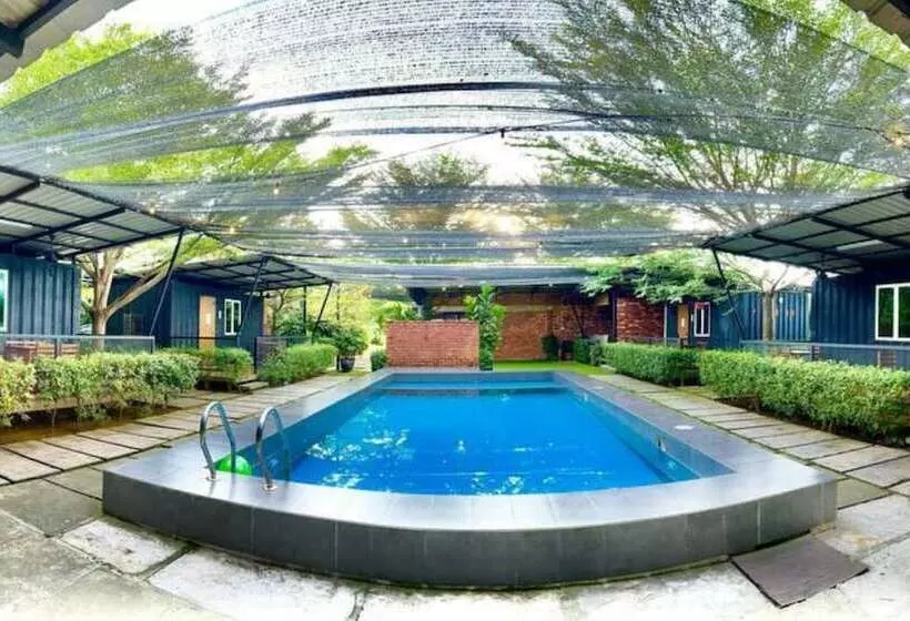 Majatalo Petak Padin Cottage By The Pool, Kepala Batas Penang