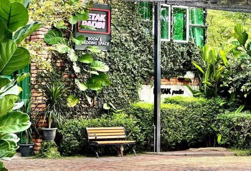 Majatalo Petak Padin Cottage By The Pool, Kepala Batas Penang