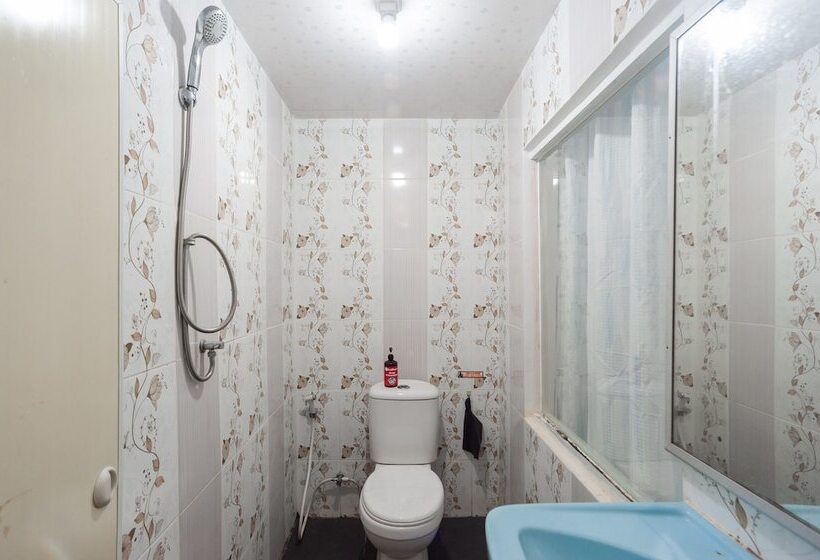 Pensjonat Reddoorz Near Jembatan Makalam Jambi