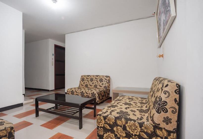 Pensjonat Reddoorz Near Jembatan Makalam Jambi